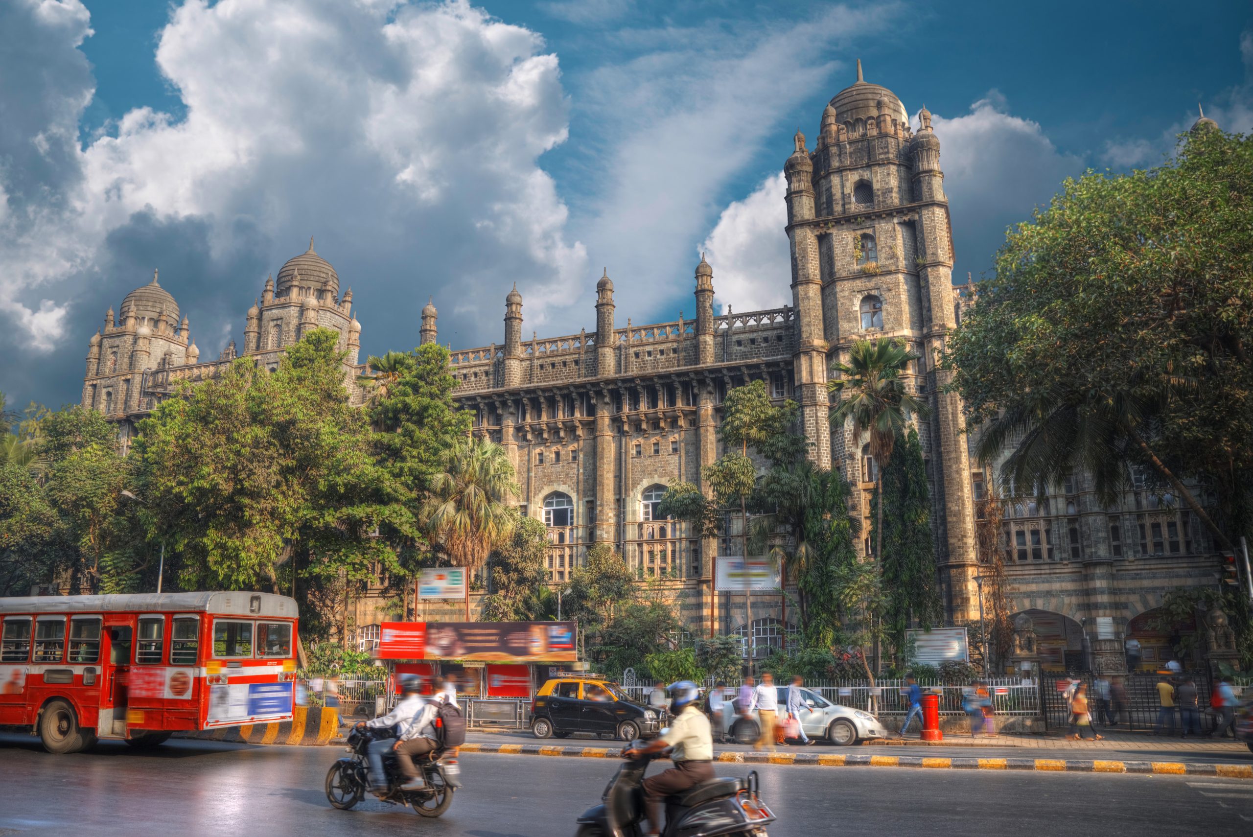 Mumbai Train Station - Chhatrapati Shivaji