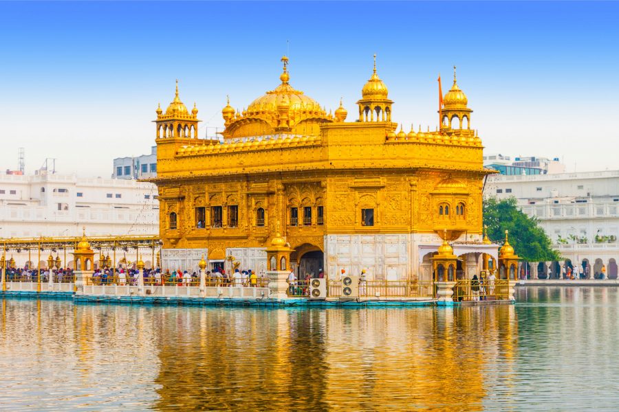 Golden Temple (Harmandir Sahib) in Amritsar, Punjab - 17 must-see places in India