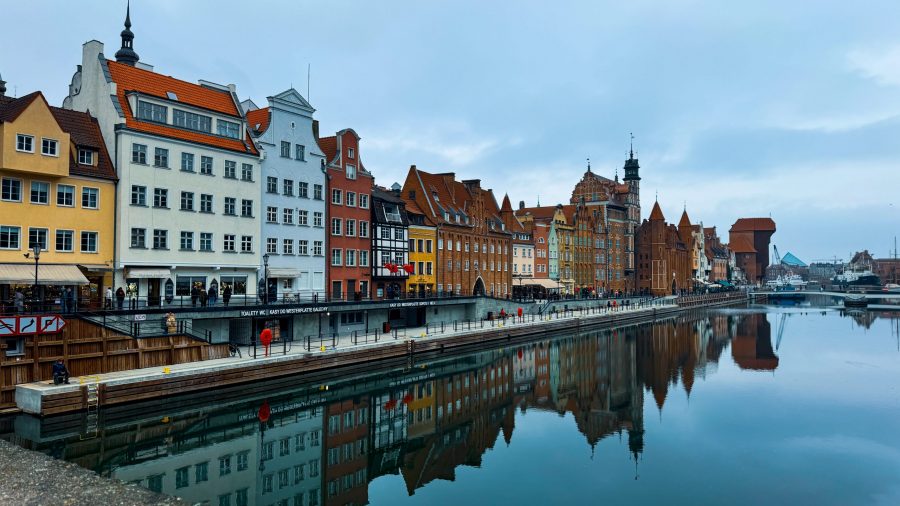 The Riverside in the city