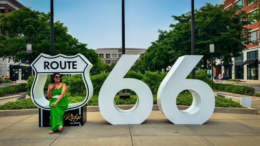 Route 66 sign at Burr Ridge Village - Discover DuPage