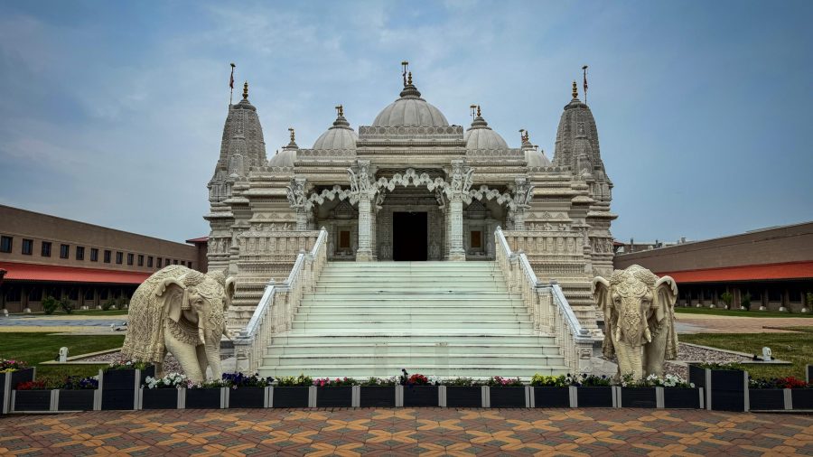 BAPS Shri Swaminarayan Mandhir, Chicago