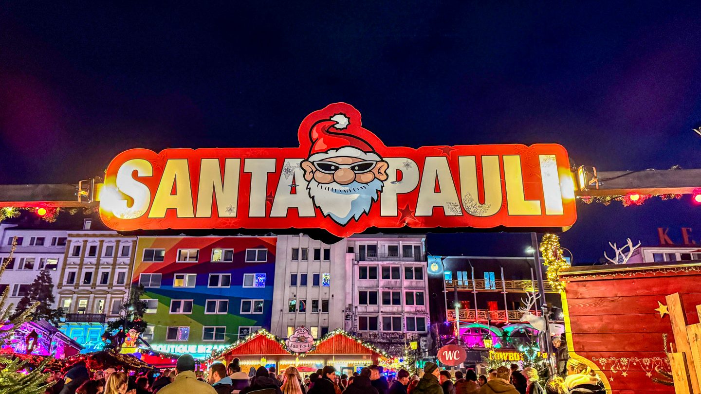 Santa Pauli adult market