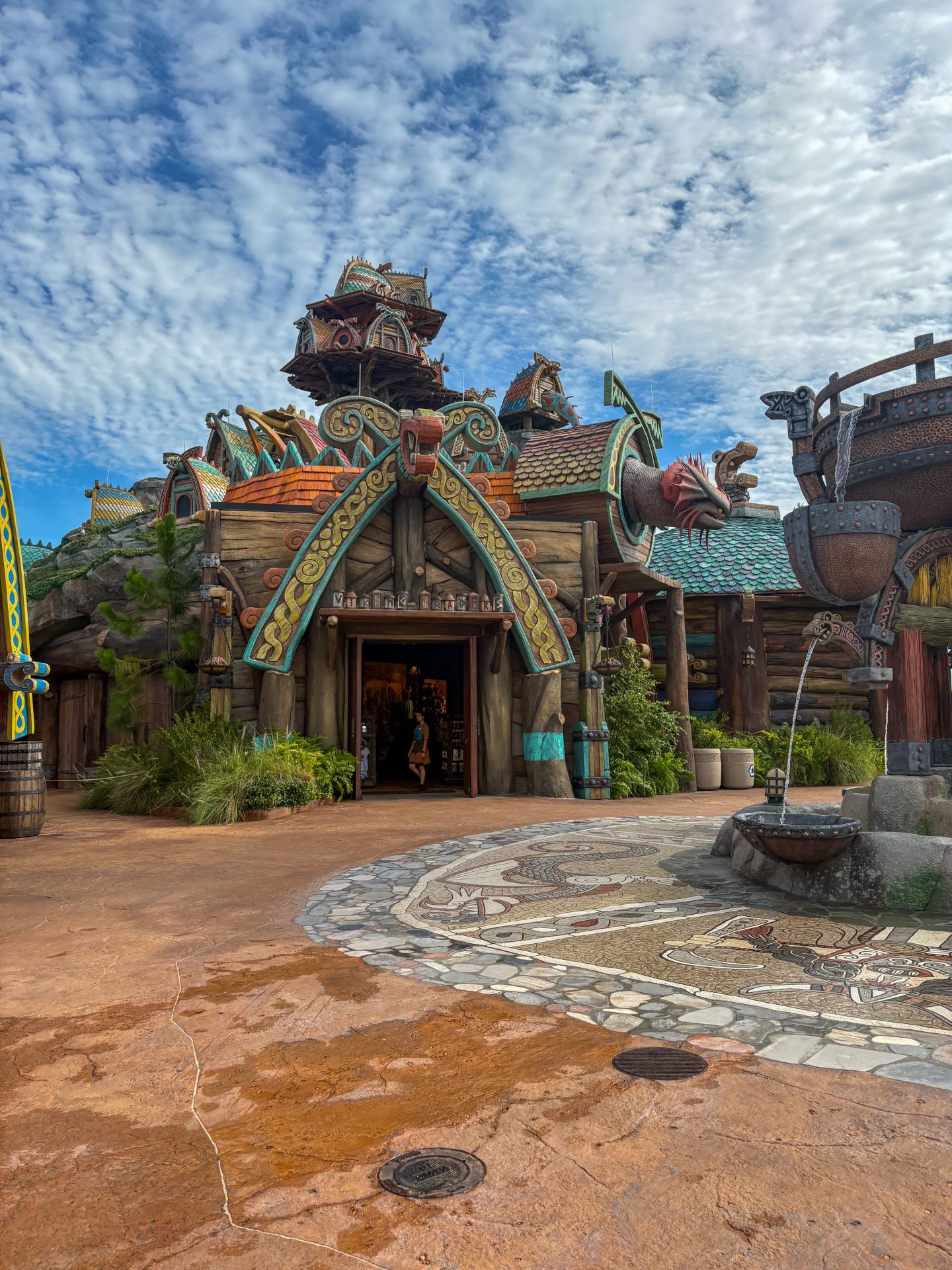 Hiccups Wing Gliders ride entrance