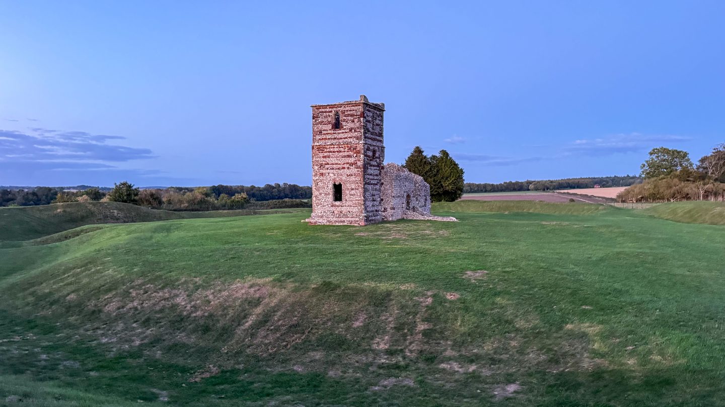 Knowlton Church and Earthworks