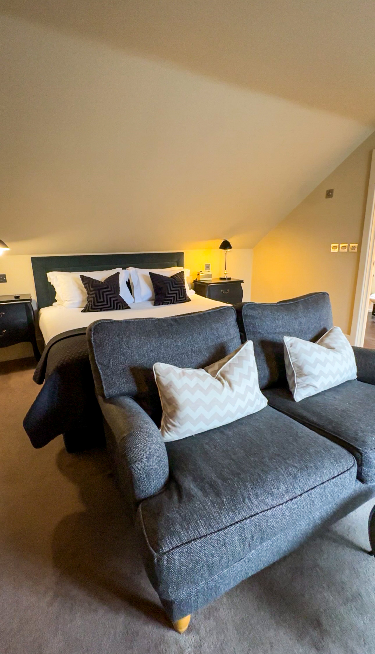 junior suite at The Grosvenor Arms in Shaftesbury